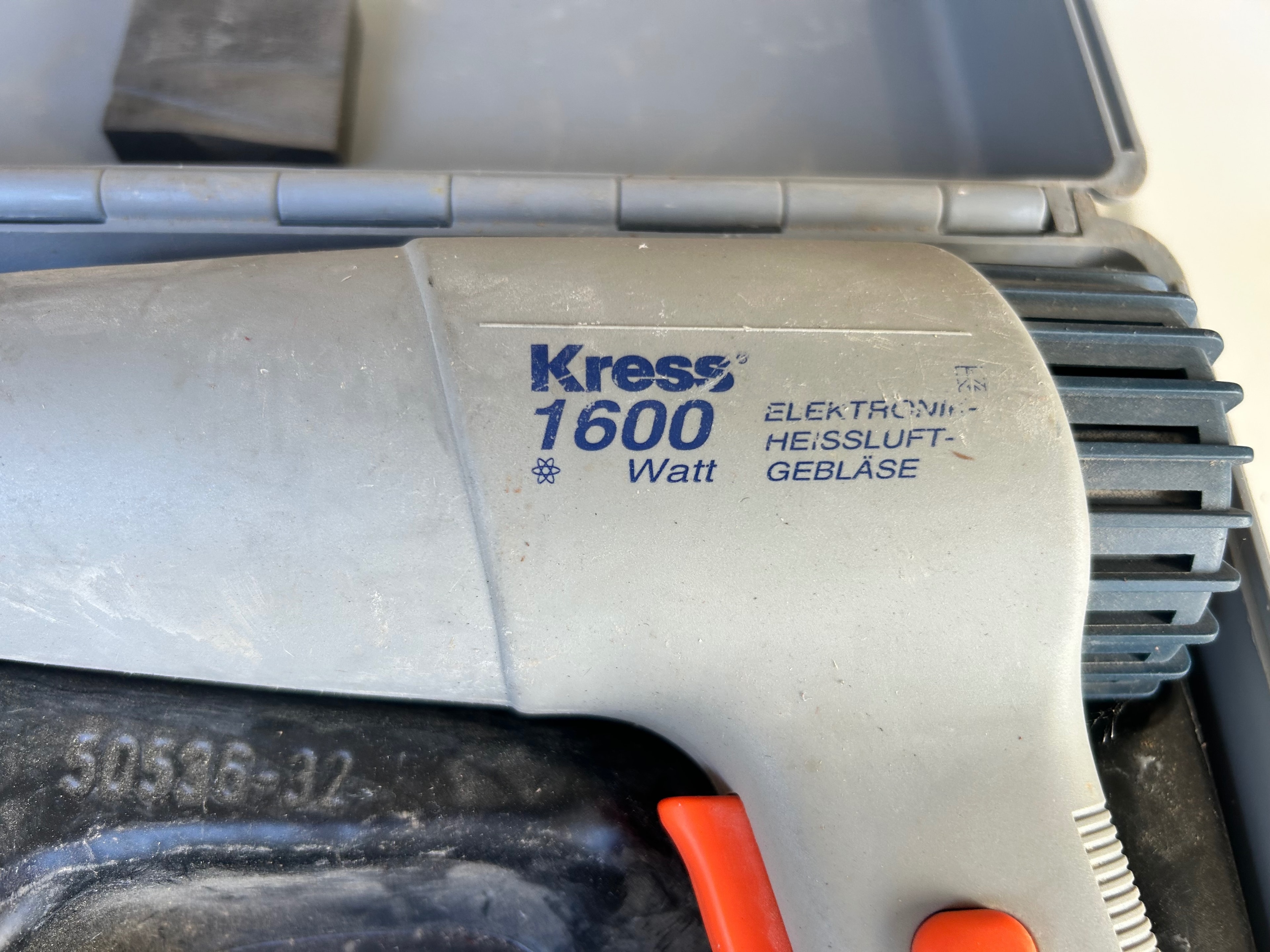Elektronisch Heteluchtpistool in koffer 1600 watt – foto 3