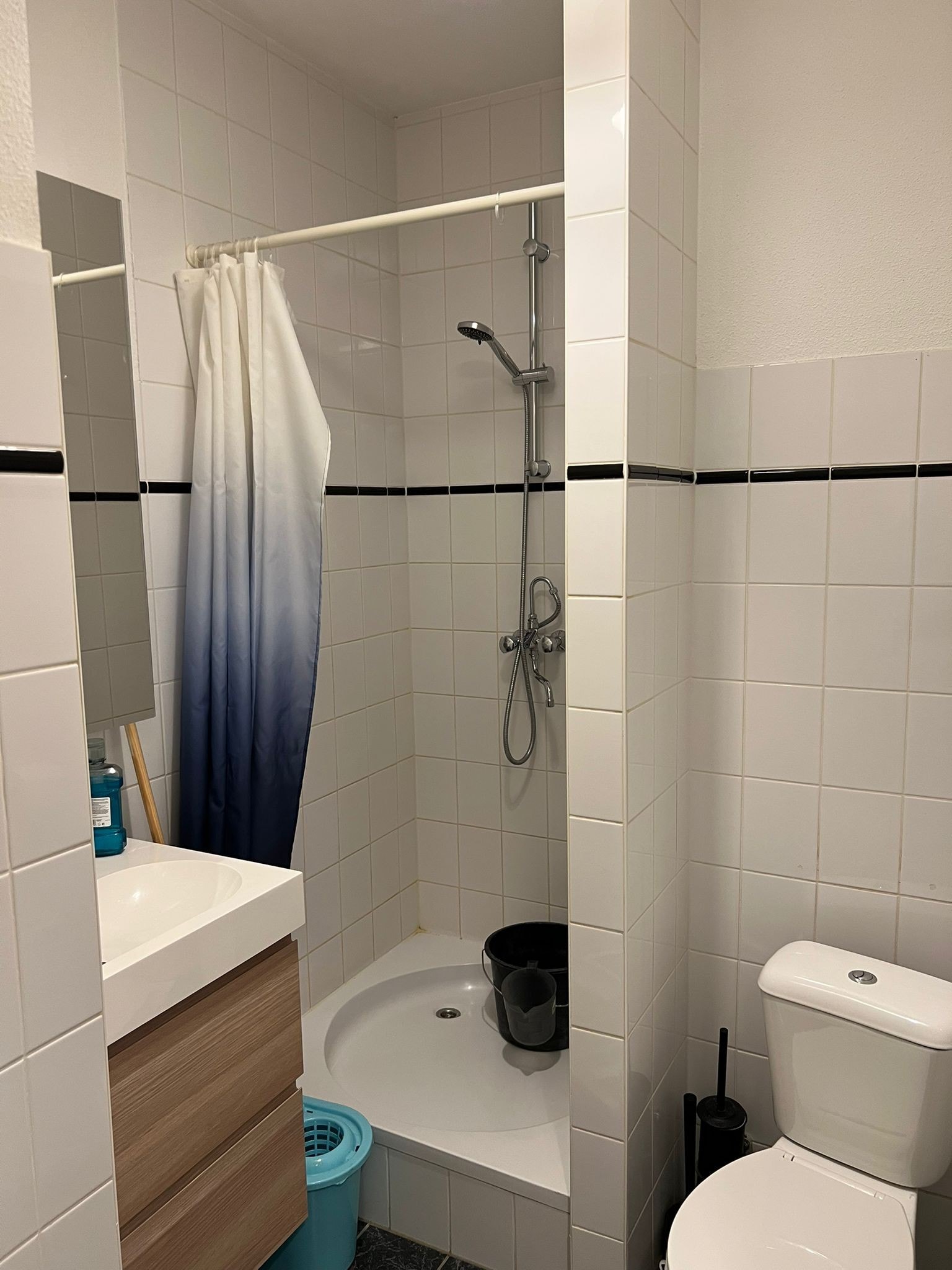 Lichte, gerenoveerde appartement in rustige woonwijk – foto 12