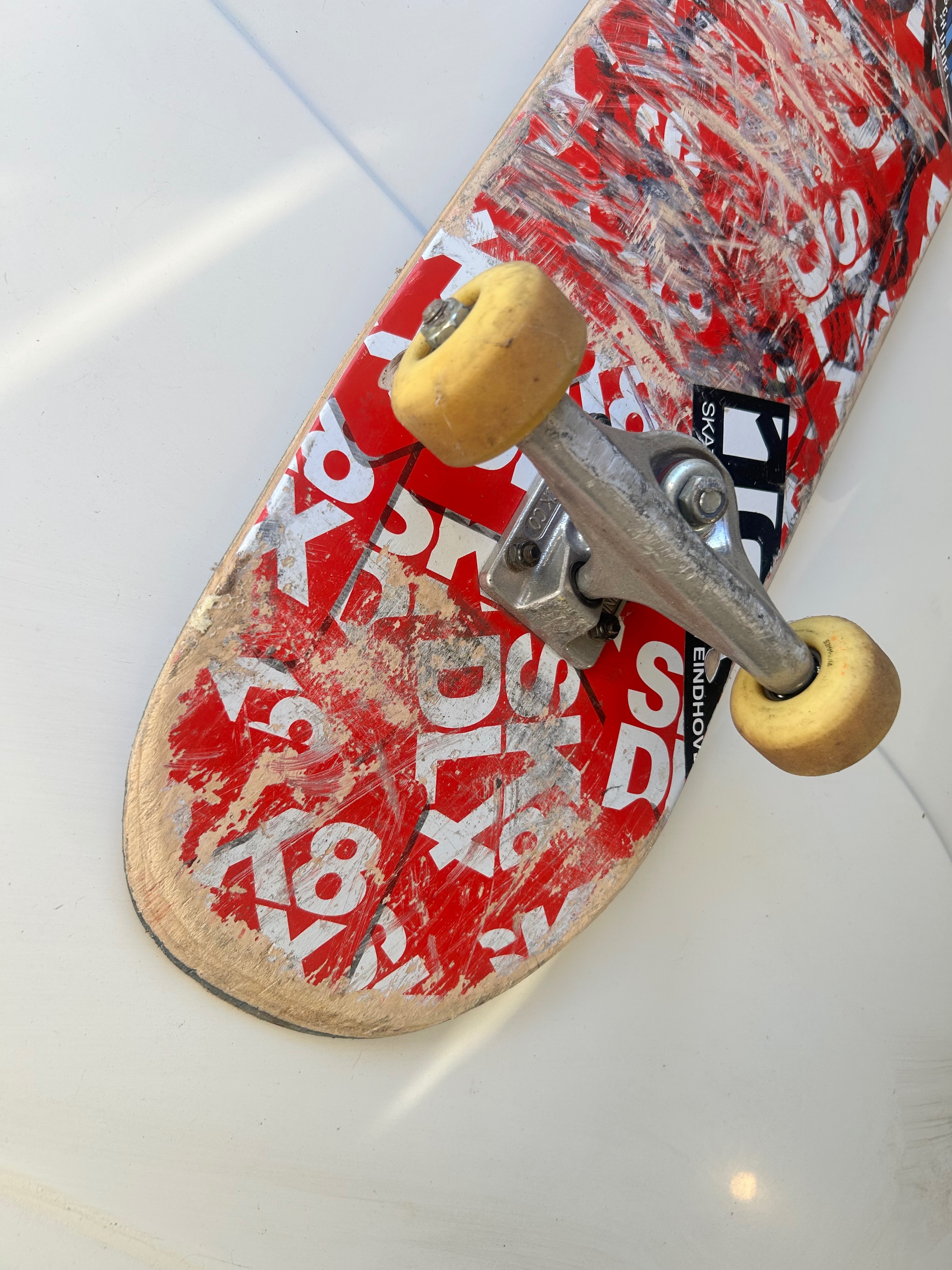 Skateboard 8,25 – foto 3